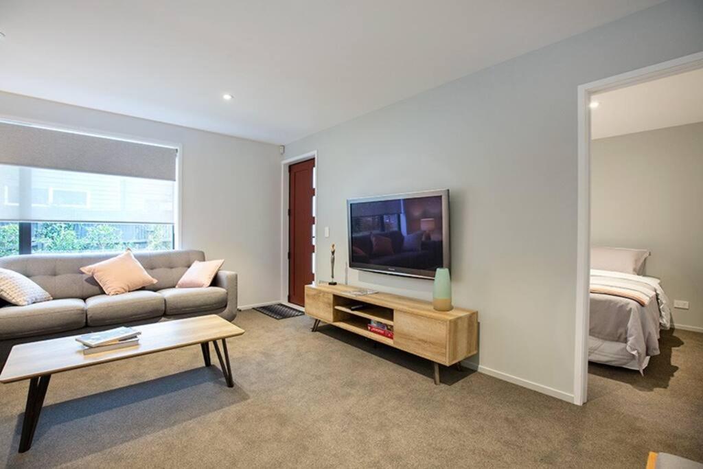 Home From Home City Apartment Christchurch Exteriör bild